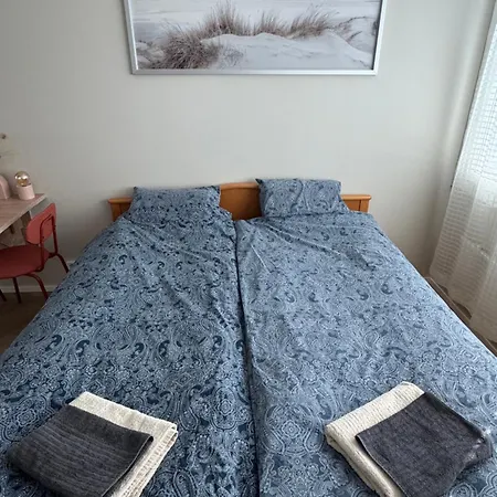 Short In The Center, Free Parking Τάμπερε